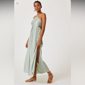 Tie Back Halter Maxi Dress in Mint Size Small